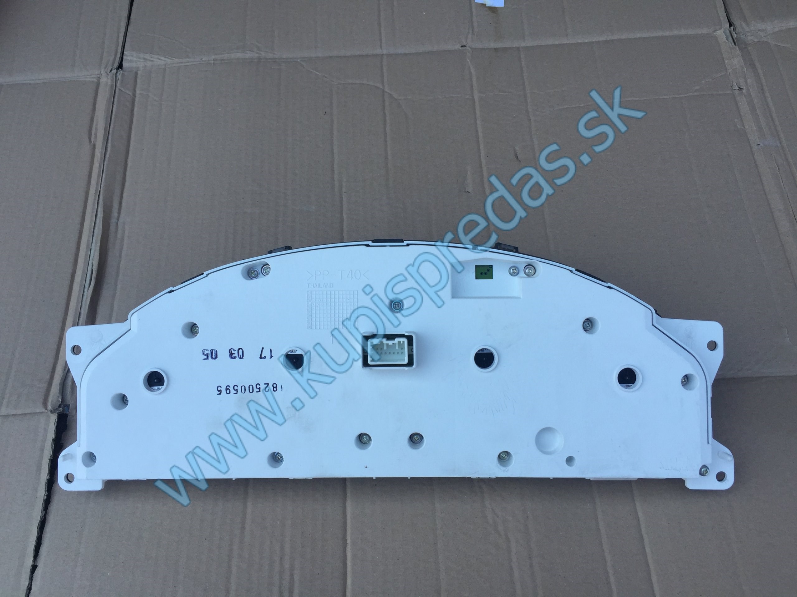 Prístrojový panel VOLVO S60 V70 XC70 S80 2.4 D5 